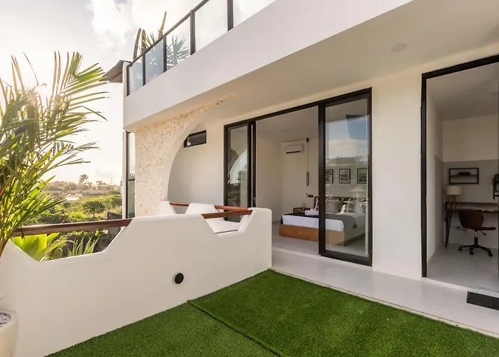2bd Stylish By The Berawa With Rooftop Villa