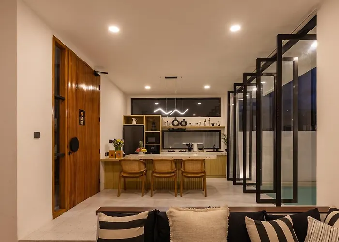 2bd Stylish By The Berawa With Rooftop * Canggu