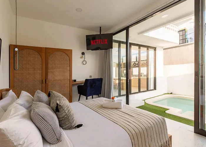 2bd Stylish By The Berawa With Rooftop Villa *